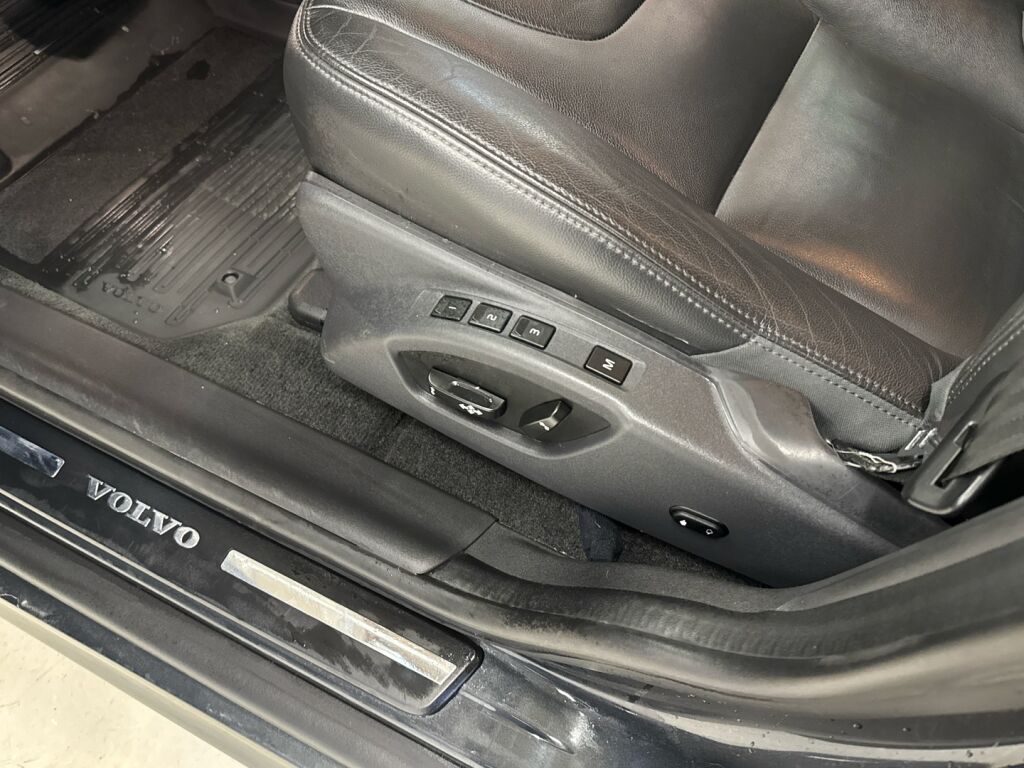 Volvo XC60 2015 Harmaa