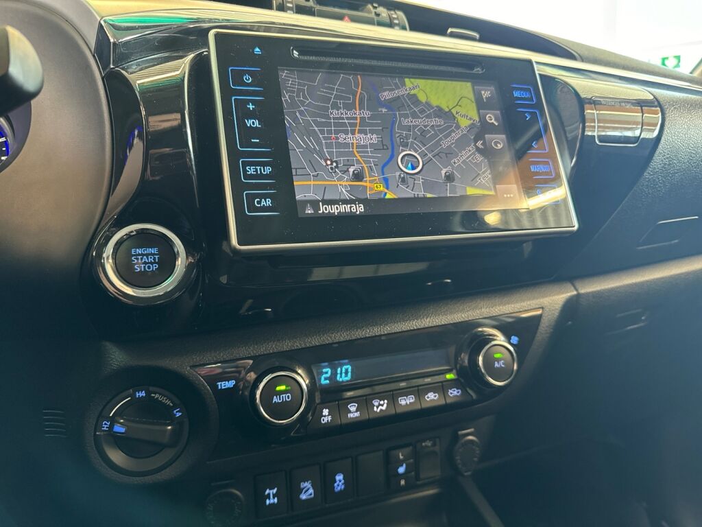 Toyota Hilux 2016 Valkoinen