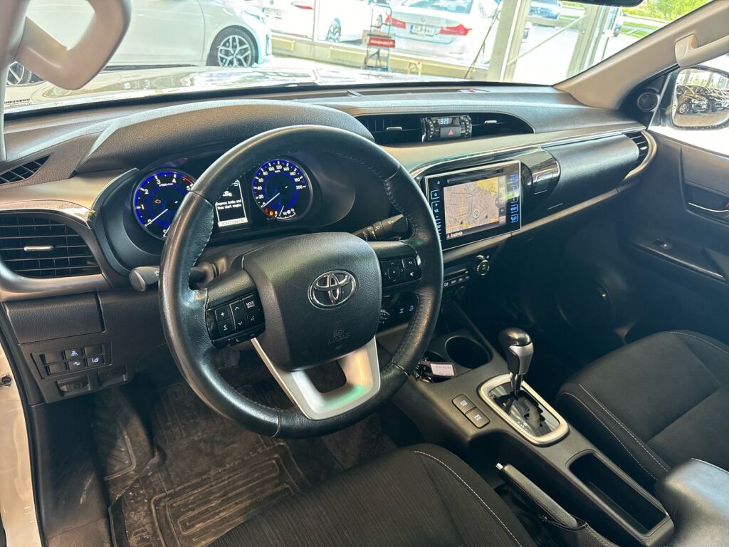 Toyota Hilux 2016 Valkoinen