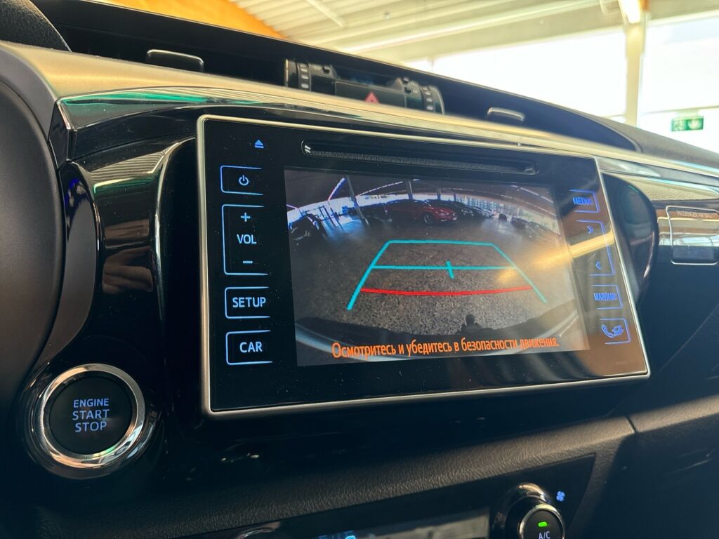 Toyota Hilux 2016 Valkoinen