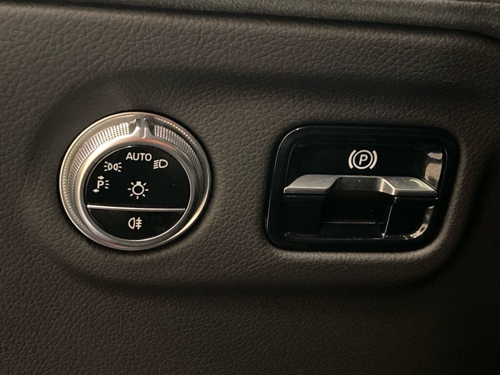 Mercedes-Benz EQS 2024 