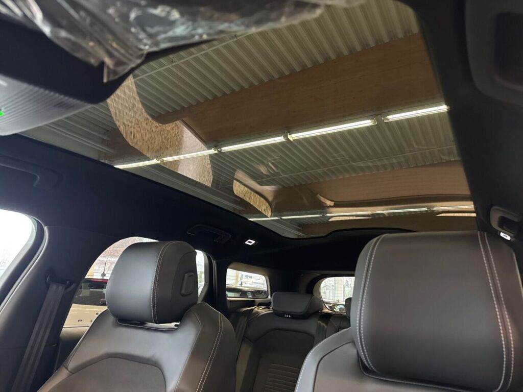 Ford Explorer 2026 Agate Black