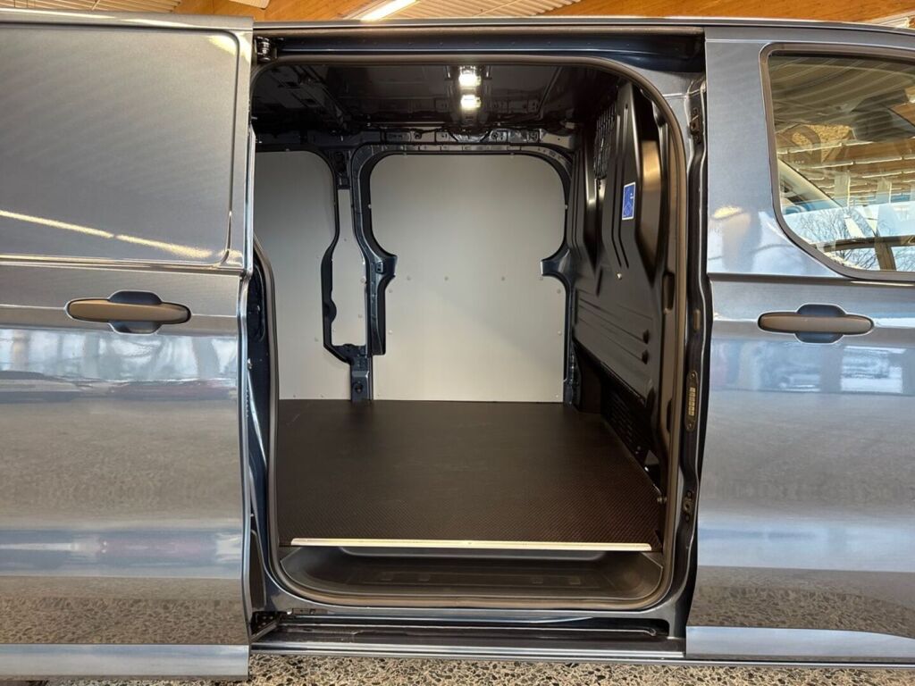 Ford Transit Custom 2026 Chrome Blue