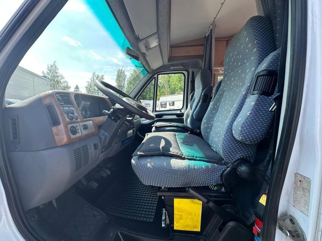 Bürstner Harmony T 604 2003 Valkoinen