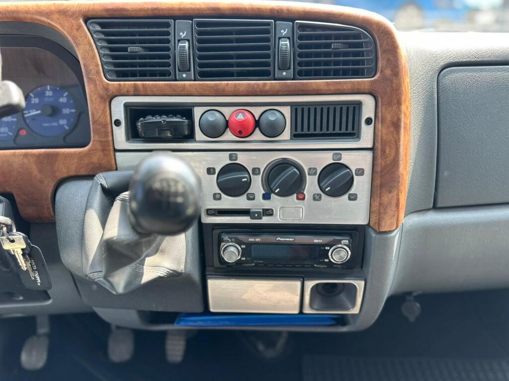 Bürstner Harmony T 604 2003 Valkoinen