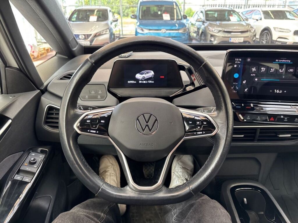 Volkswagen ID.3 2022 Valkoinen / musta katto