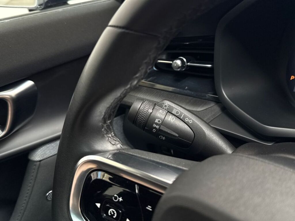 Polestar 2 2021 Valkoinen