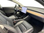 Tesla Model 3 2020 Valkoinen