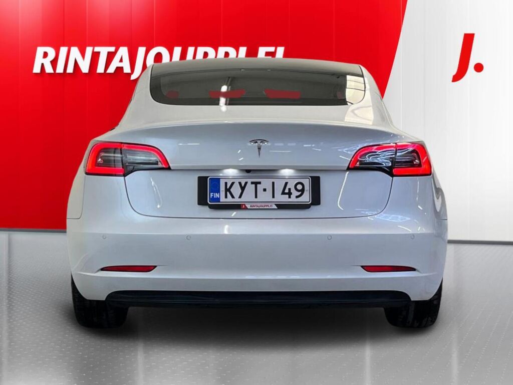 Tesla Model 3 2020 Valkoinen