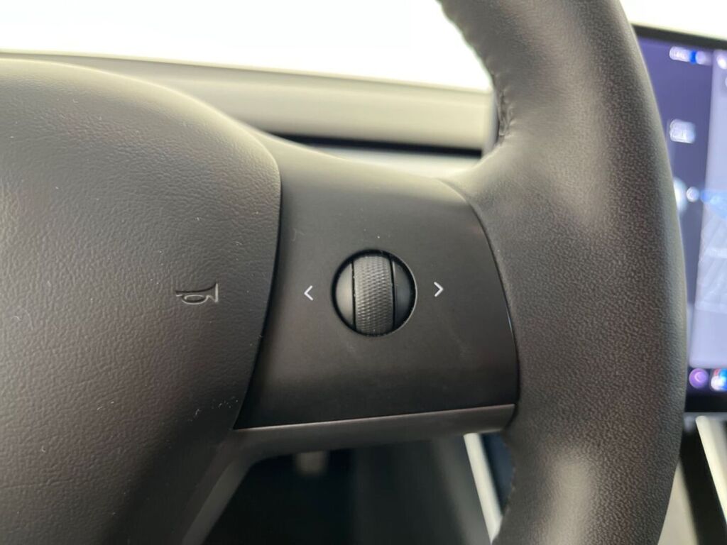 Tesla Model 3 2020 Valkoinen