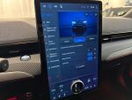 Ford Mustang Mach-E 2026 Punainen