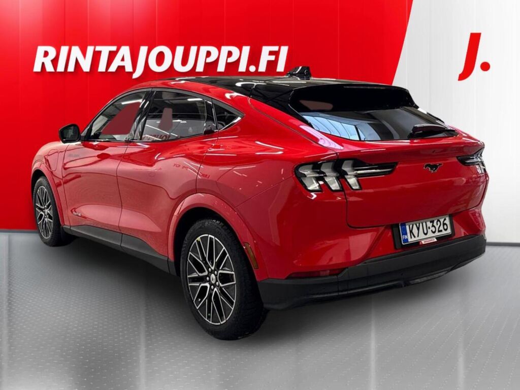 Ford Mustang Mach-E 2026 Punainen