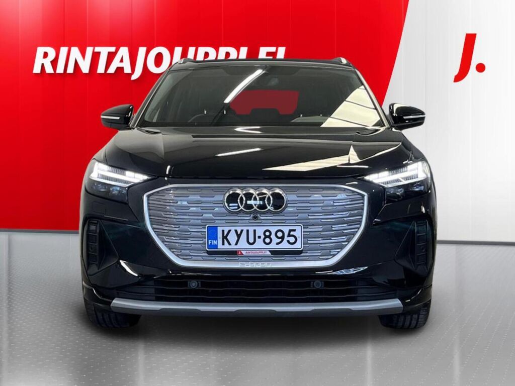Audi Q4 e-tron 2021 Musta