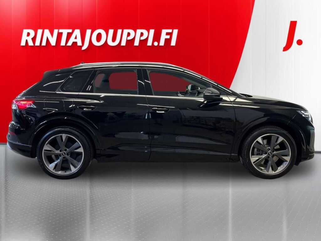 Audi Q4 e-tron 2021 Musta