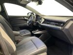 Audi Q4 e-tron 2021 Musta