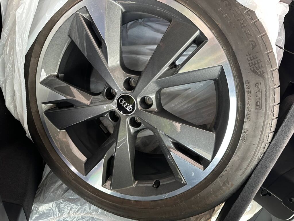 Audi Q4 e-tron 2022 