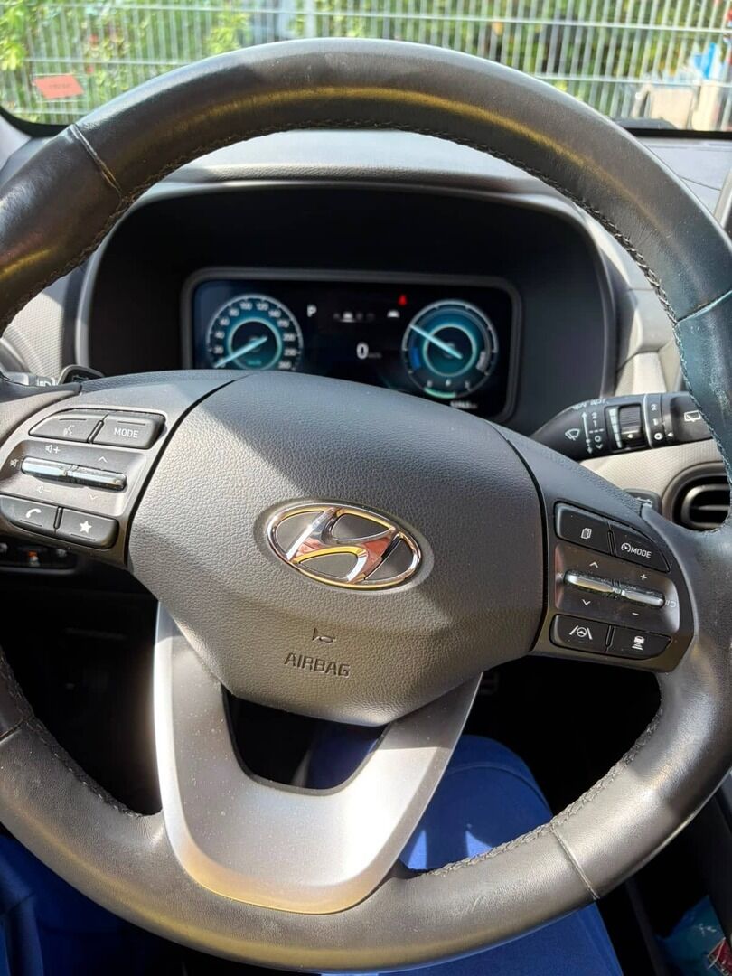 Hyundai KONA 2023 