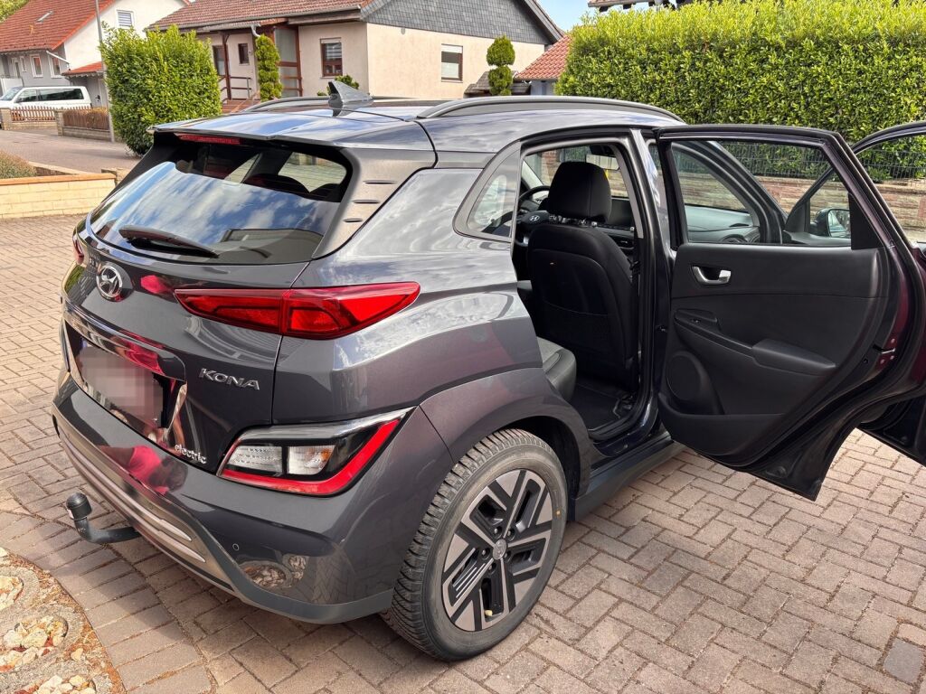 Hyundai KONA 2023 