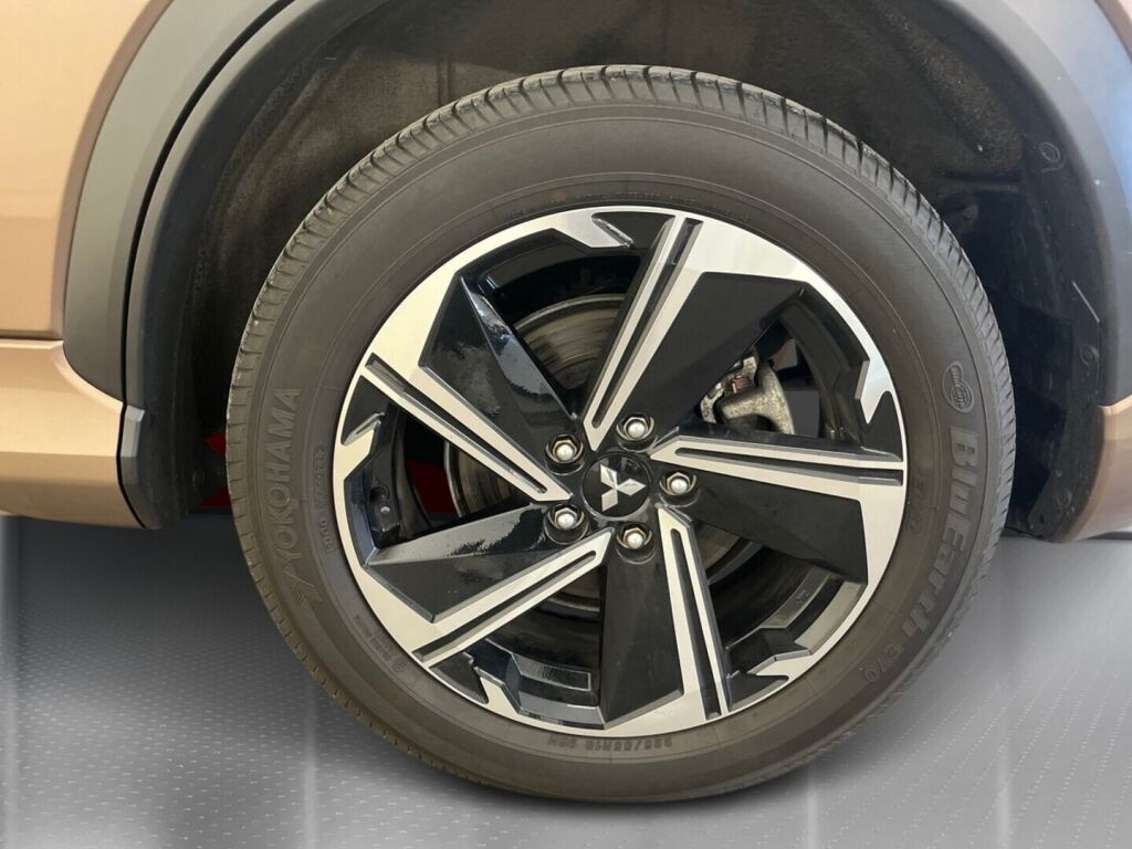 Mitsubishi Eclipse Cross 2024 