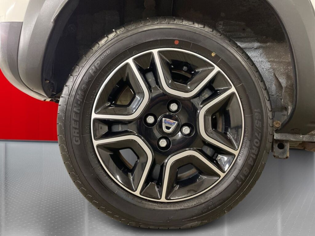 Dacia Spring 2022 9