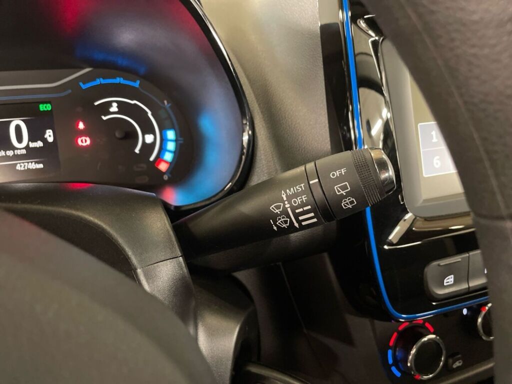 Dacia Spring 2022 9