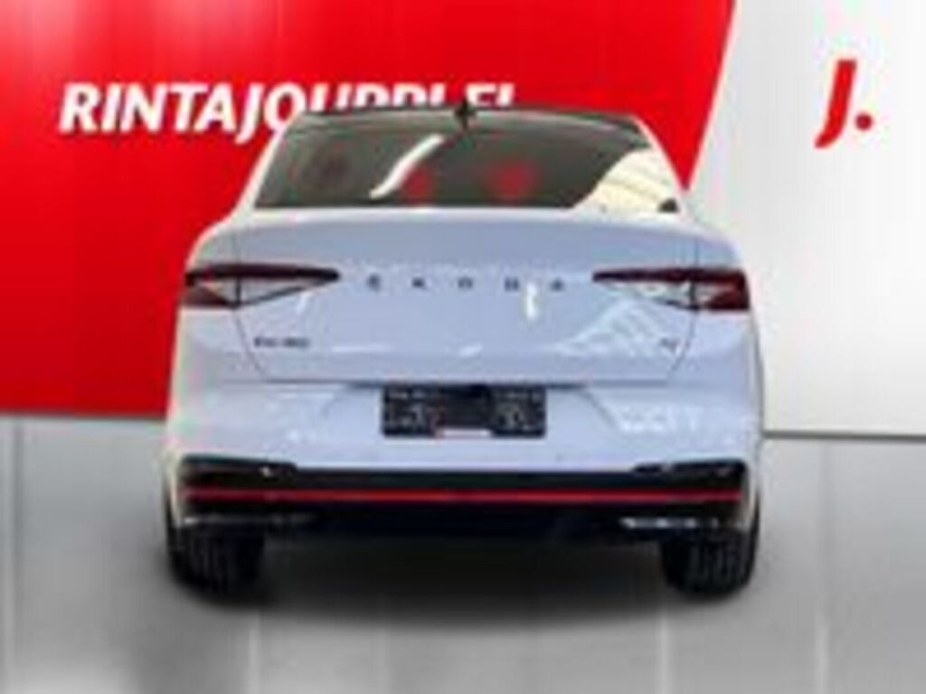 Skoda Enyaq Coupe 80x 4x4 RS iV 2023, photo 6/32