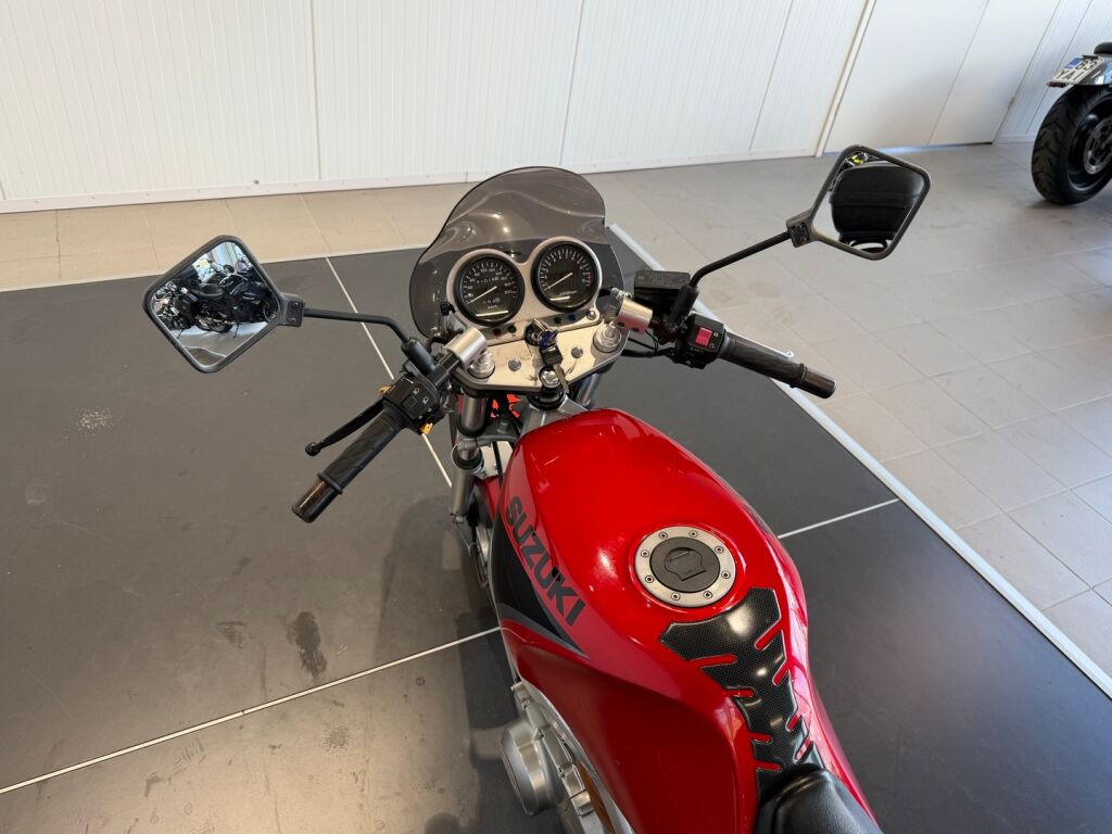 Suzuki GS 2002 Hopea