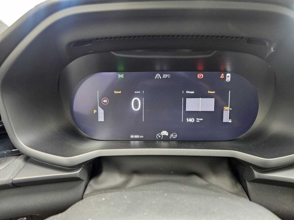 Polestar 2 2021 Valkoinen