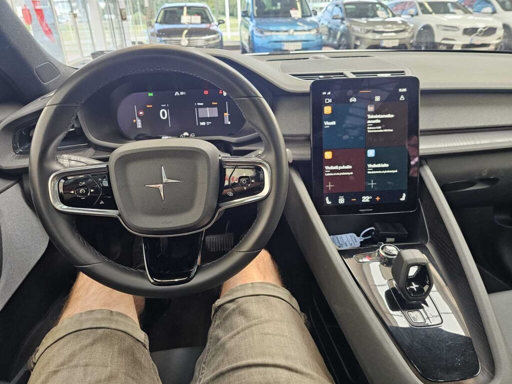 Polestar 2 2021 Valkoinen