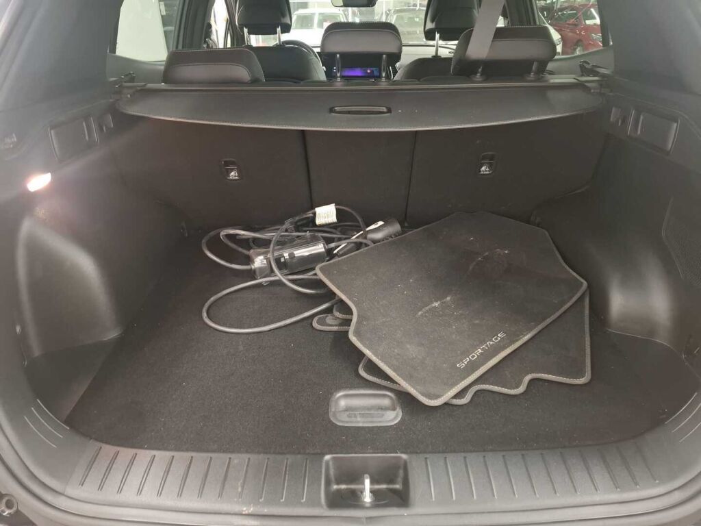 Kia Sportage 2023 met.hopea