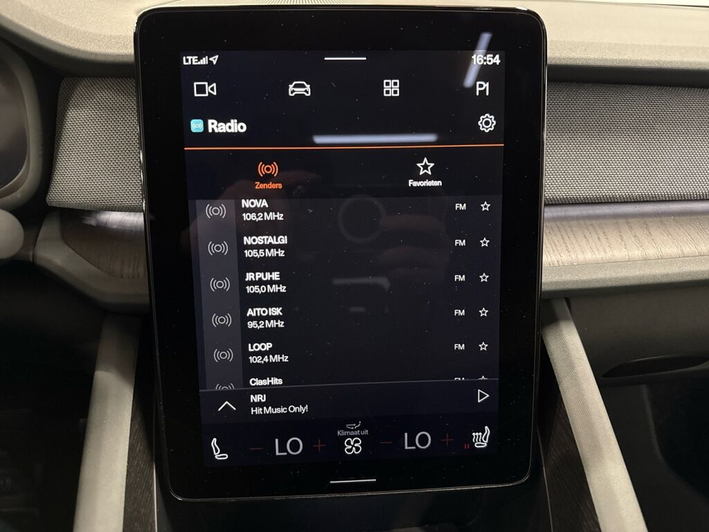 Polestar 2 2023 Valkoinen