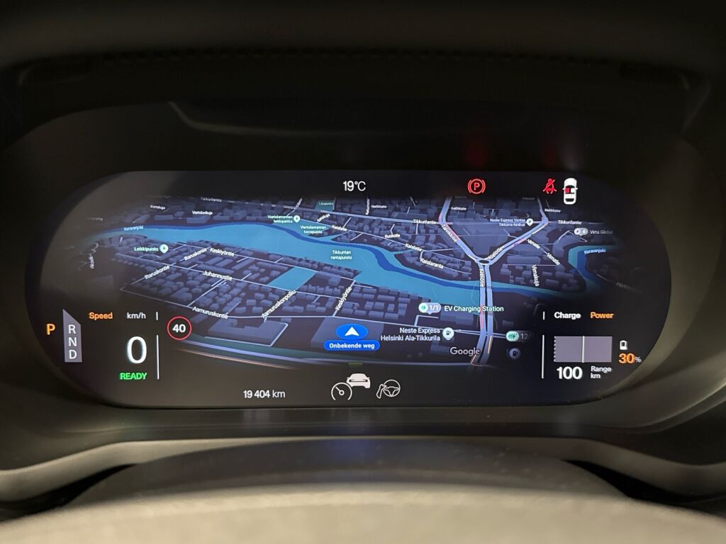 Polestar 2 2023 Valkoinen