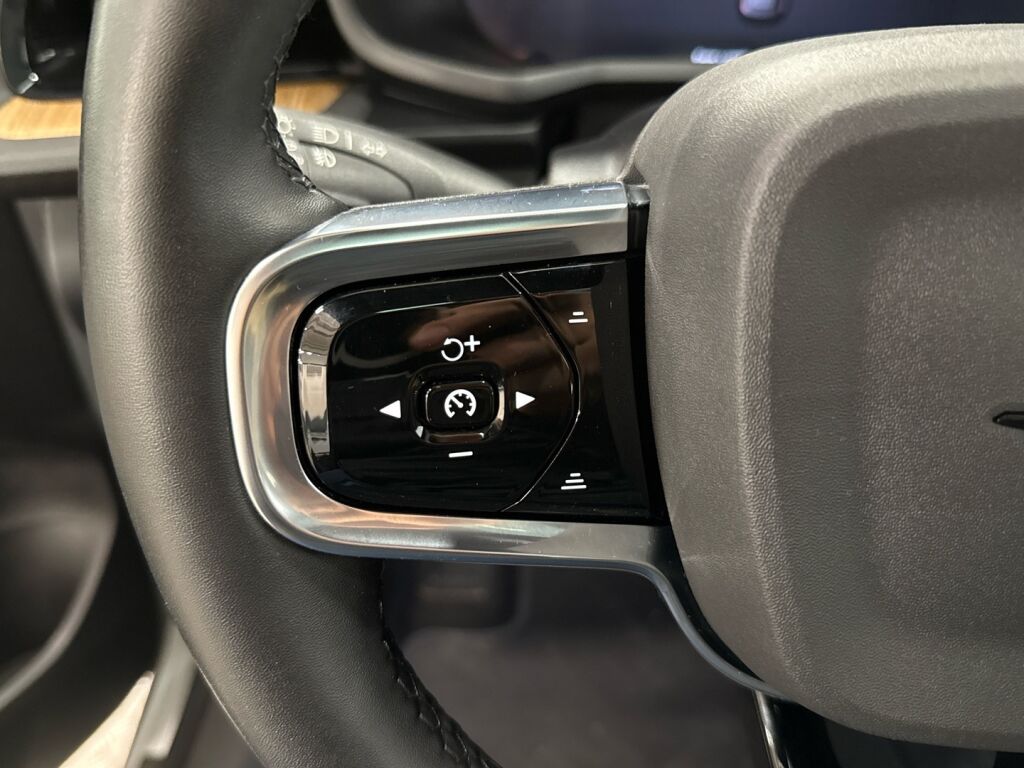 Polestar 2 2023 Snow