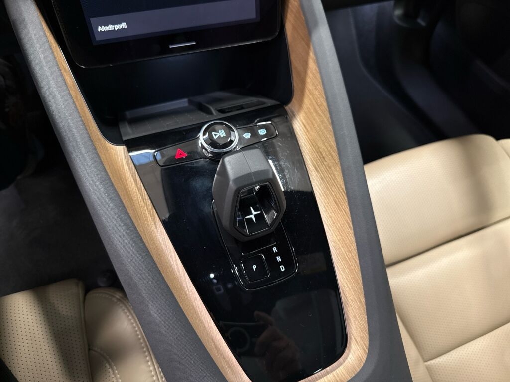 Polestar 2 2023 Snow