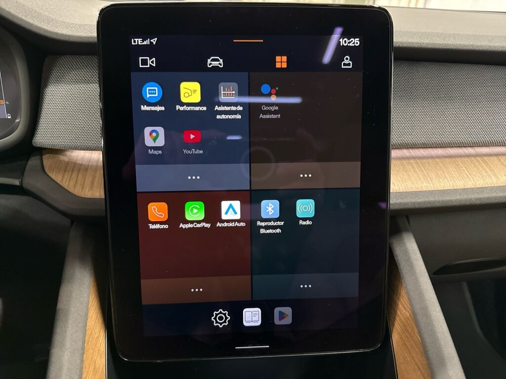 Polestar 2 2023 Snow