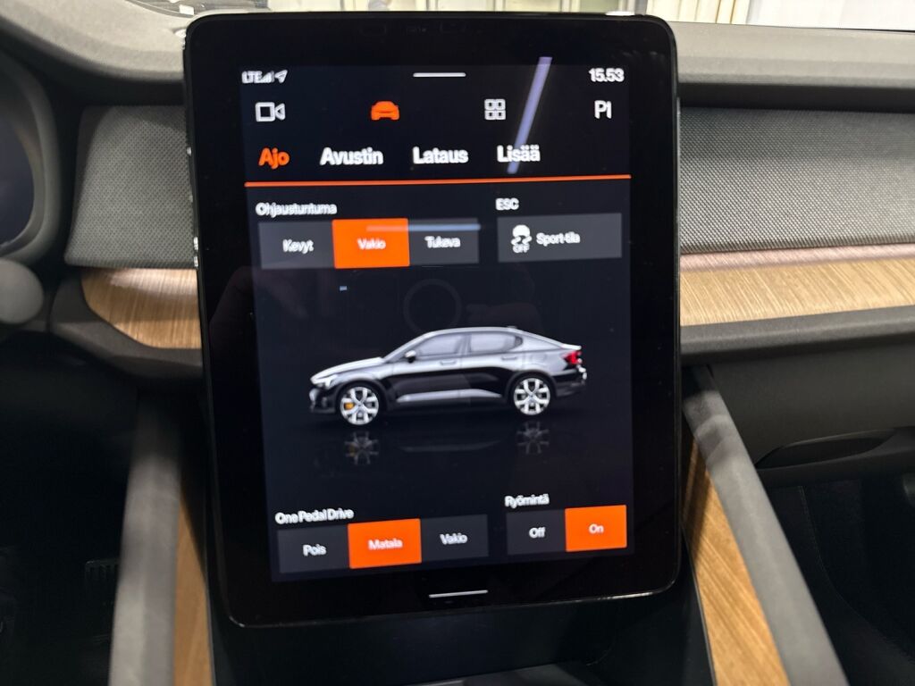 Polestar 2 2023 Snow