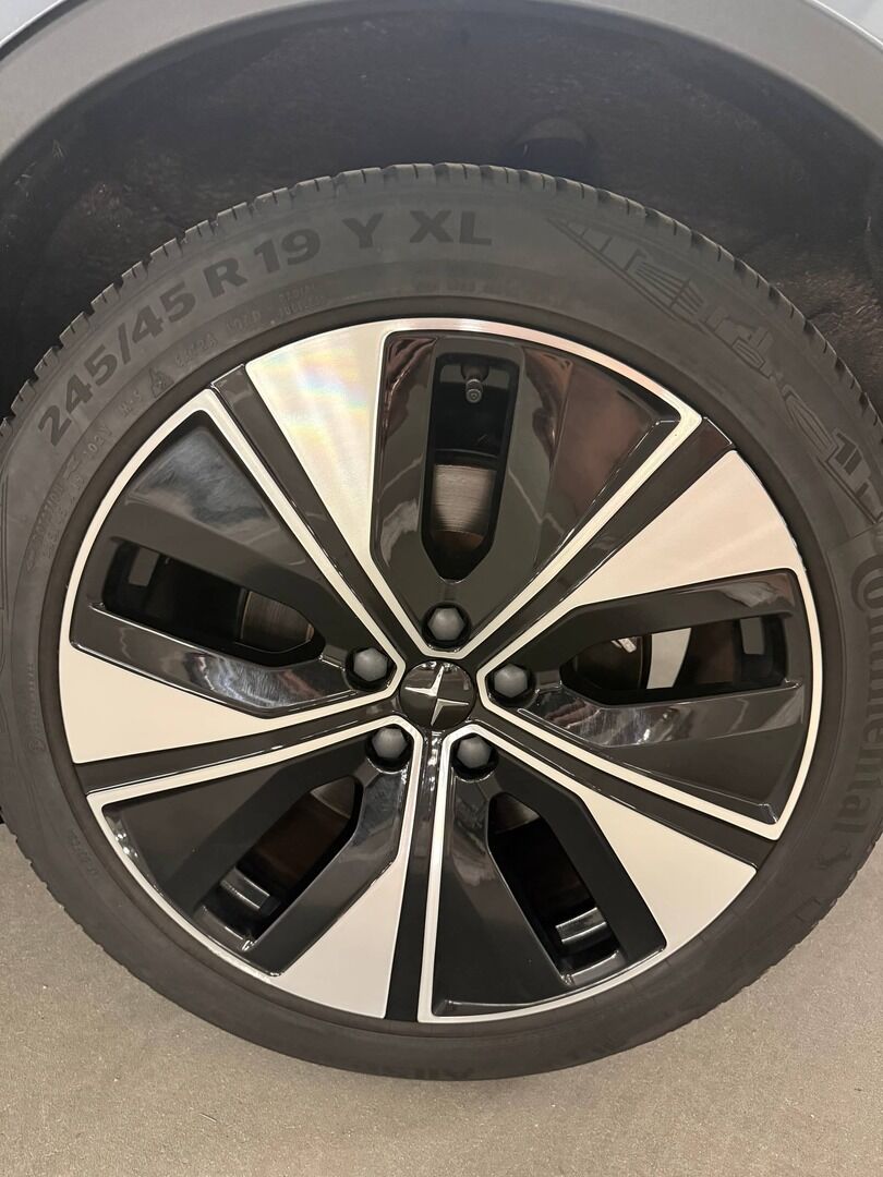 Polestar 2 2023 