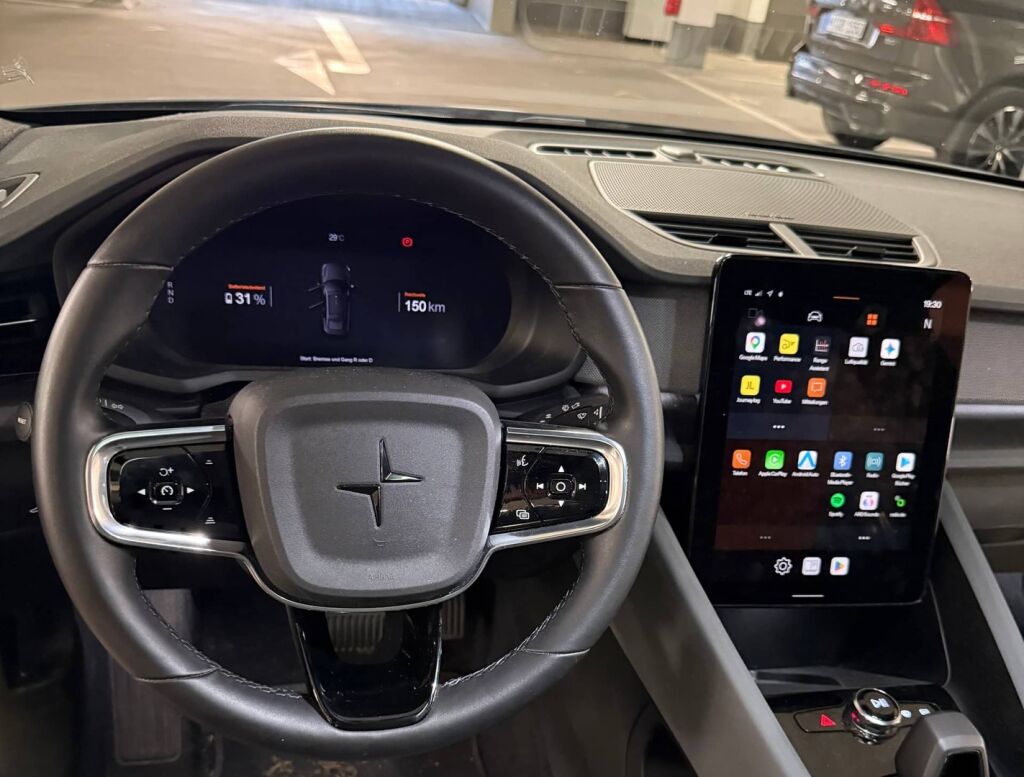 Polestar 2 2023 