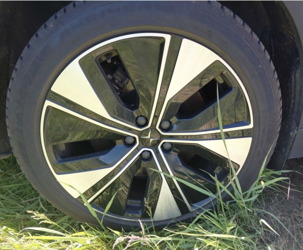 Polestar 2 2023 