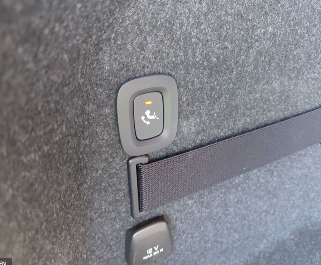 Polestar 2 2023 