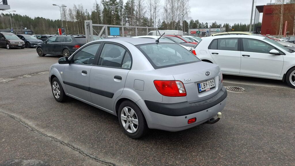 Kia Rio 2006 Harmaa