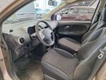 Nissan Note 2006 Ruskea (beige)