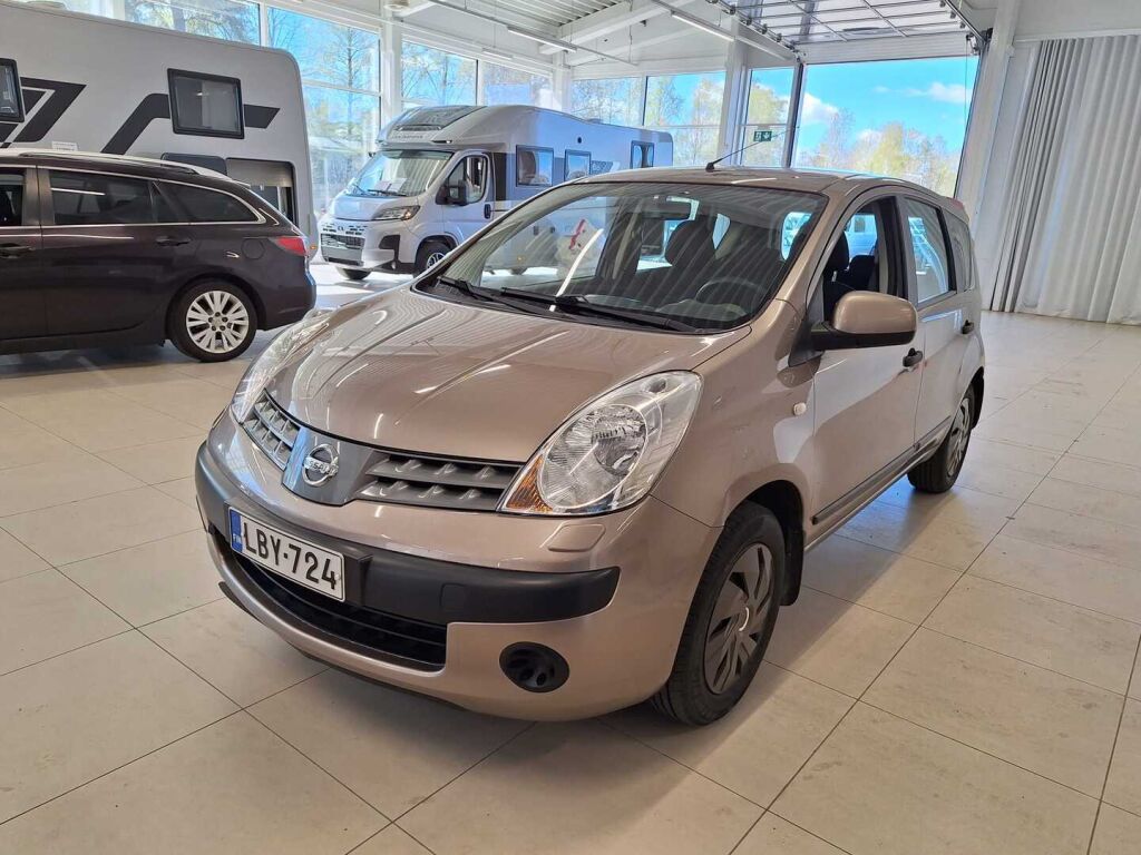Nissan Note 2006 Ruskea (beige)
