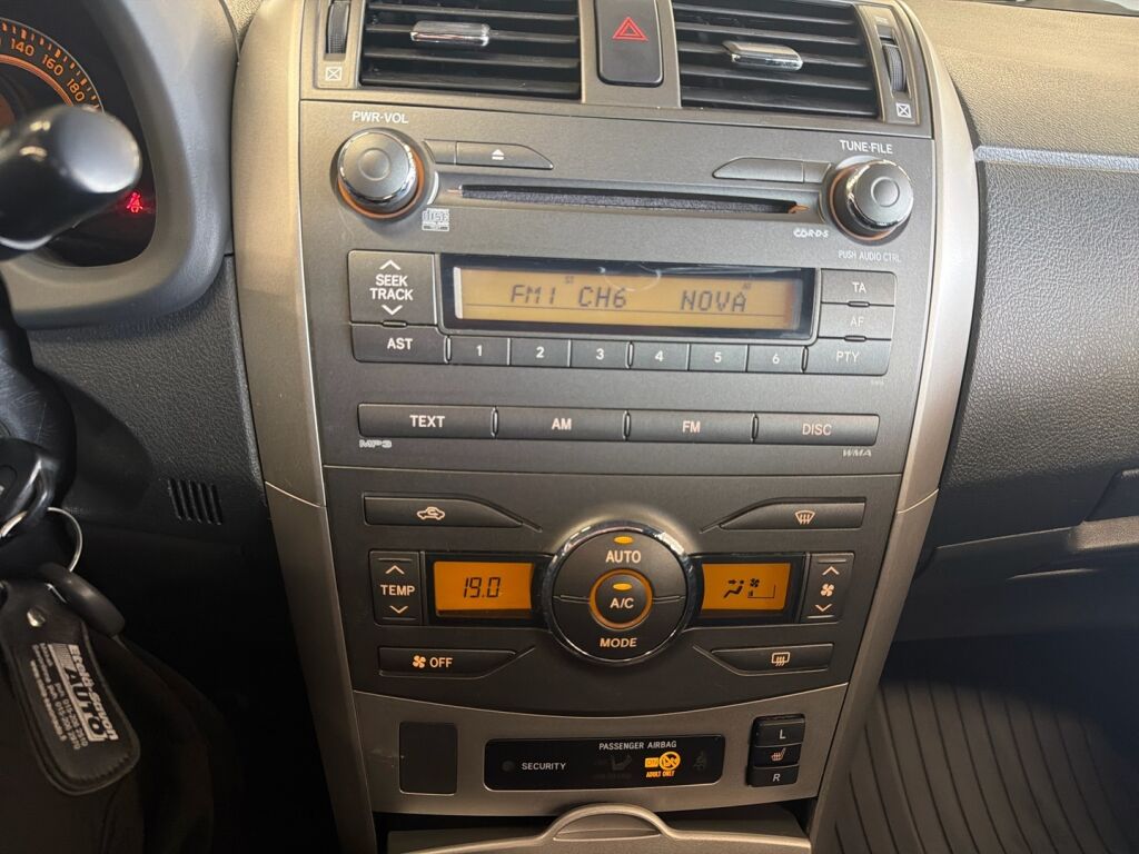 Toyota Corolla 2008 Harmaa