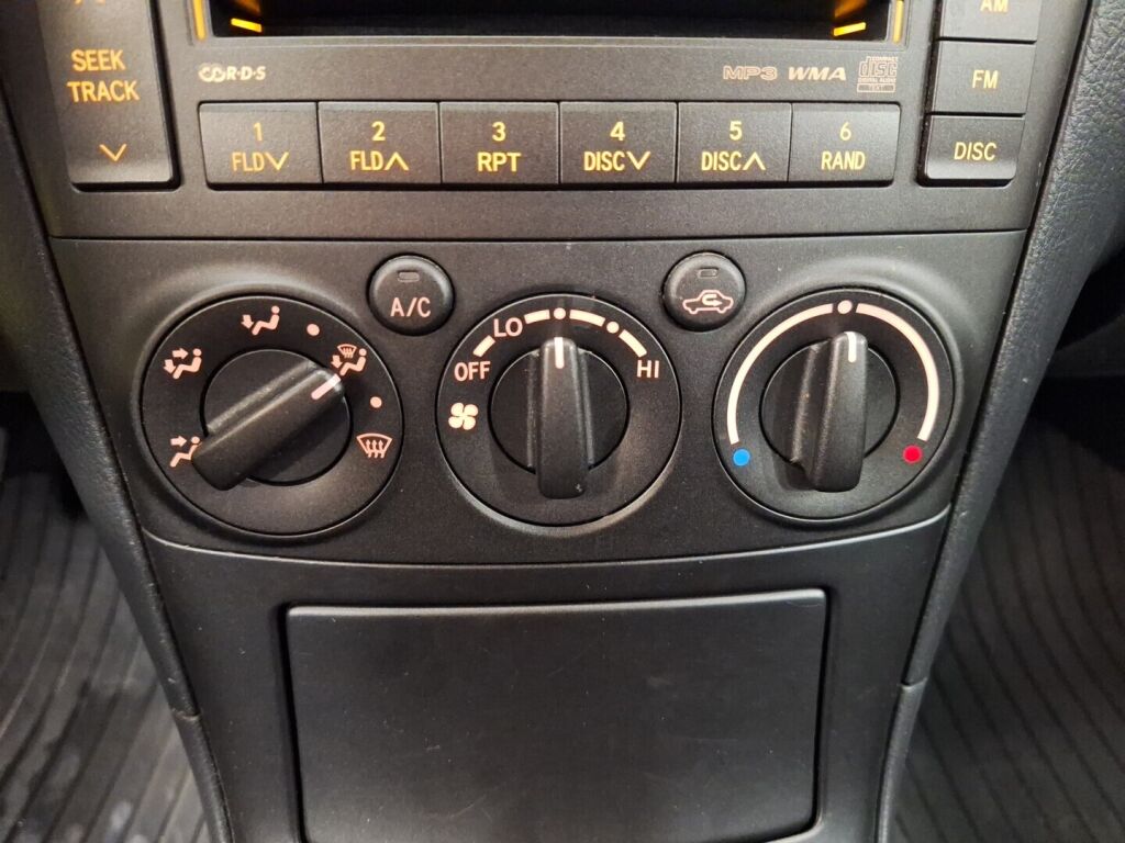 Toyota Avensis 2008 Vihreä