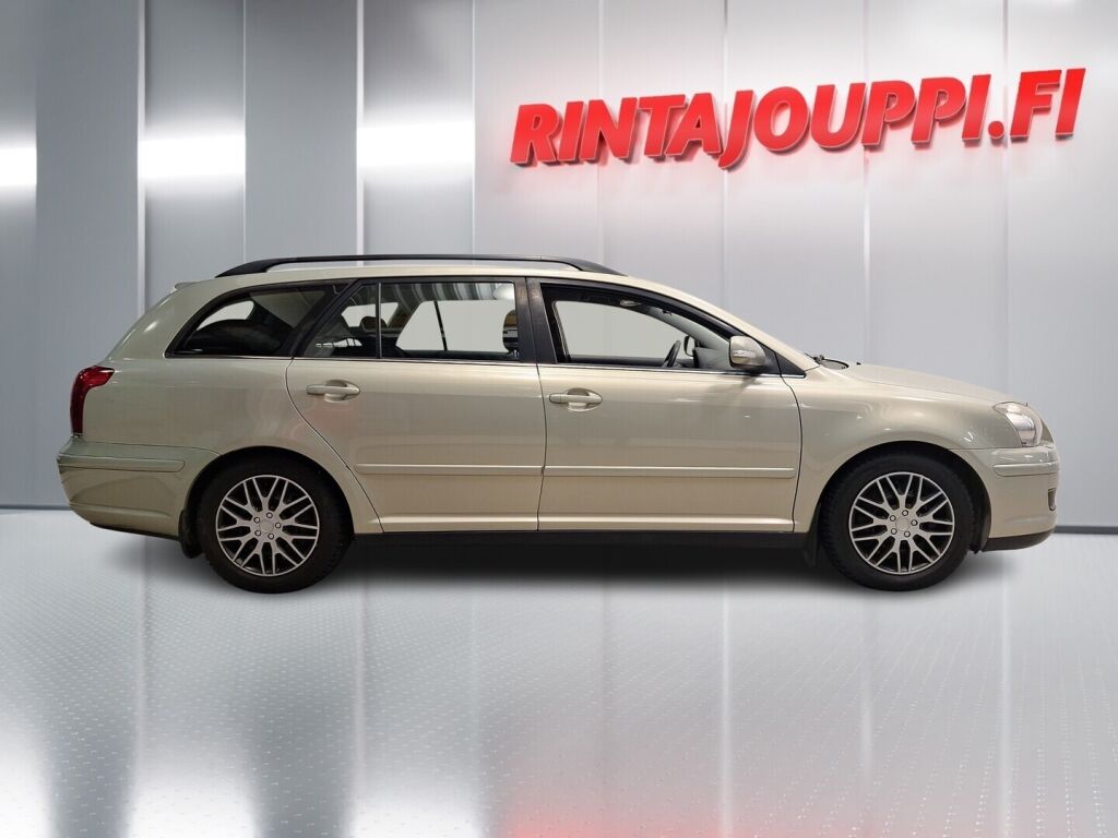 Toyota Avensis 2008 Vihreä