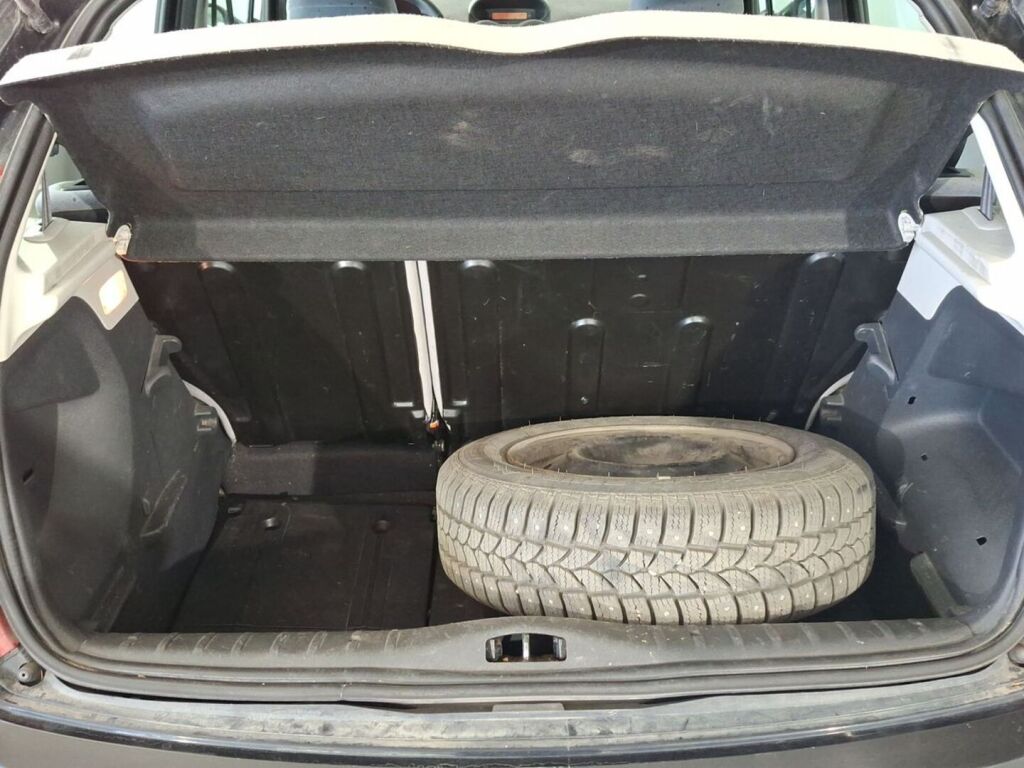 Citroen C3 2004 Musta
