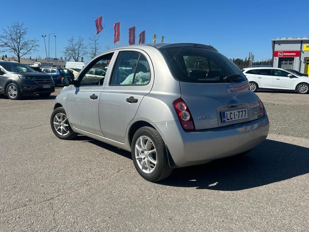 Nissan Micra 2004 Hopea