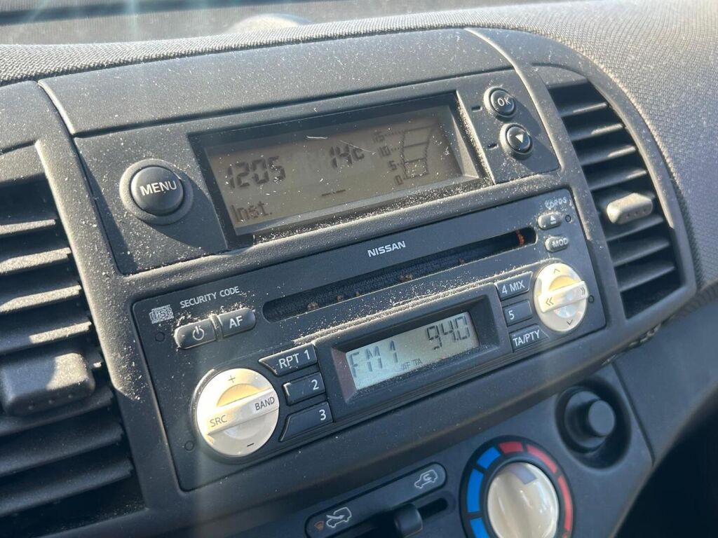 Nissan Micra 2004 Hopea