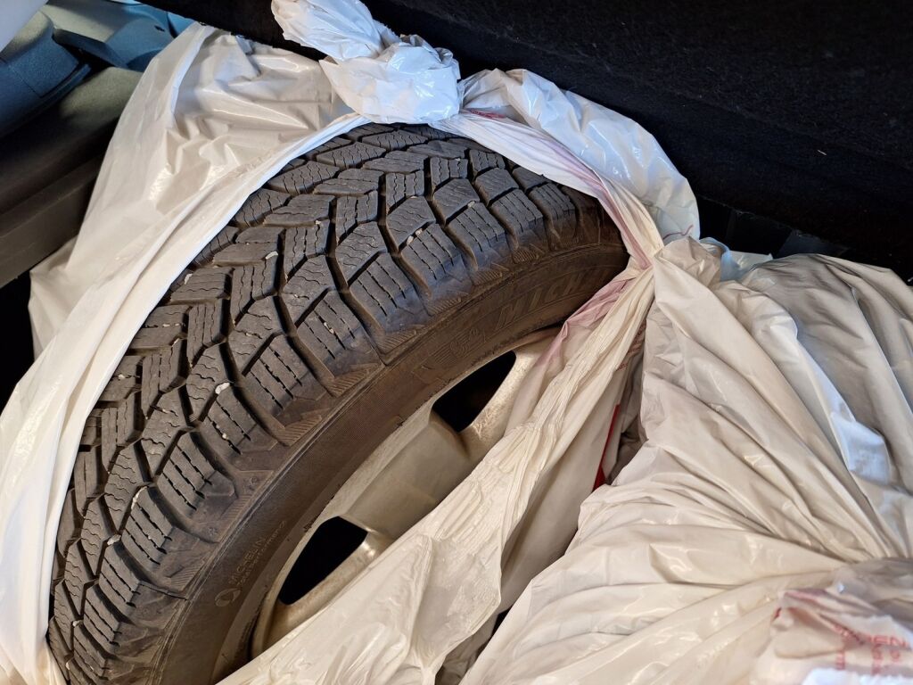 Ford Focus 2006 Punainen